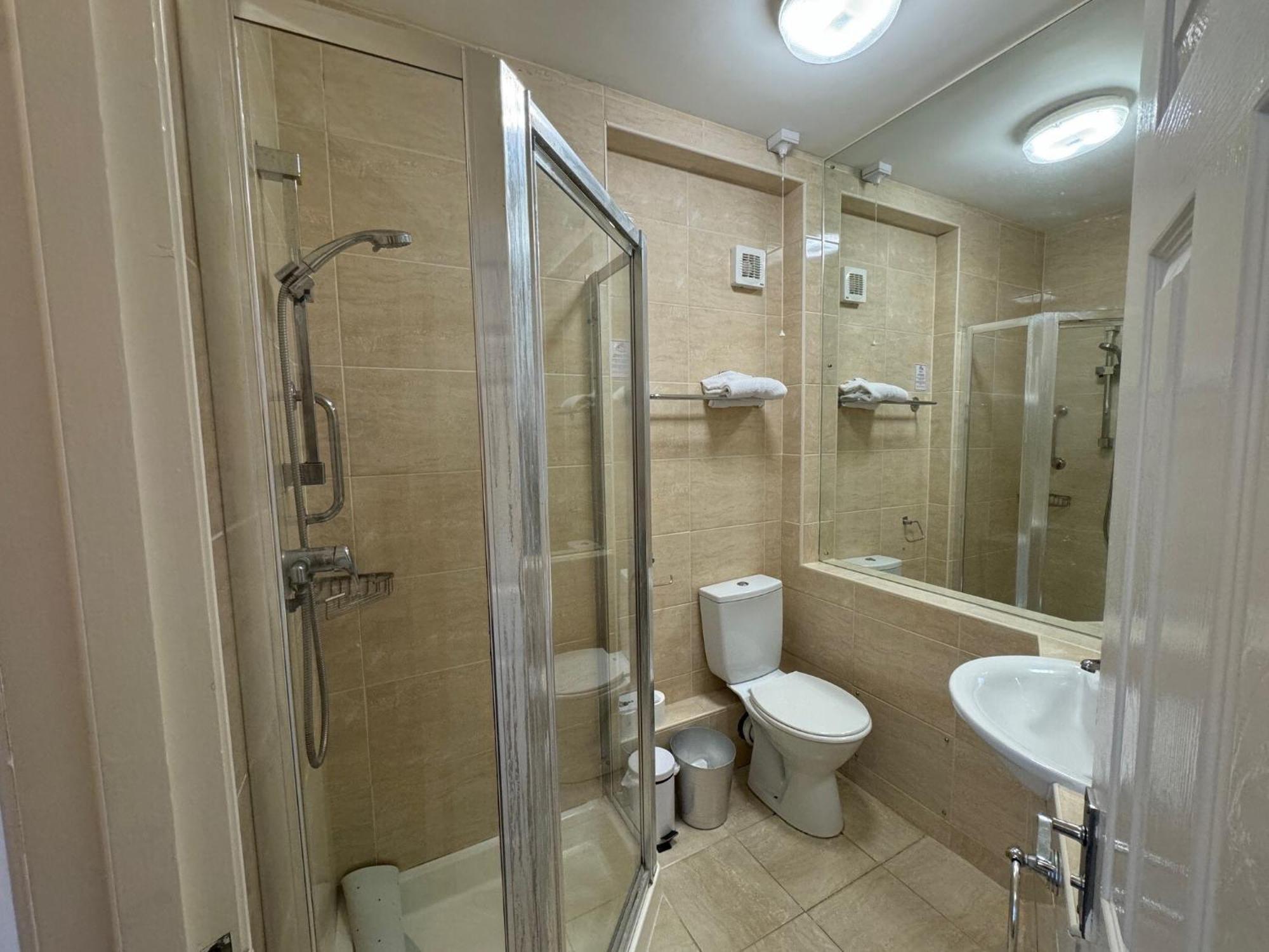 Haddon Hall Hotel Истбурн Номер фото