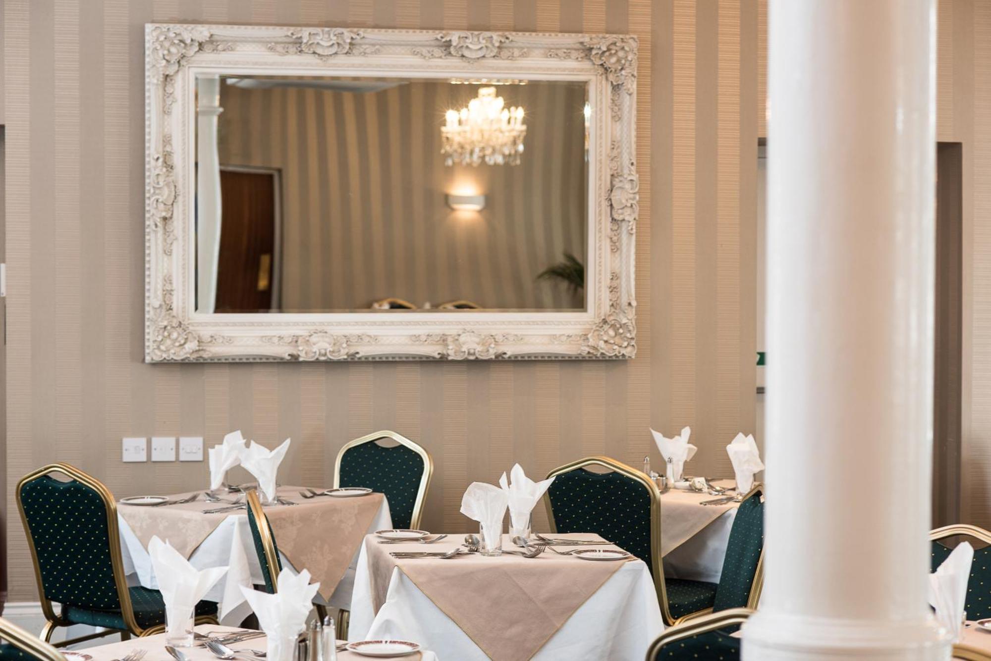 Haddon Hall Hotel Истбурн Экстерьер фото