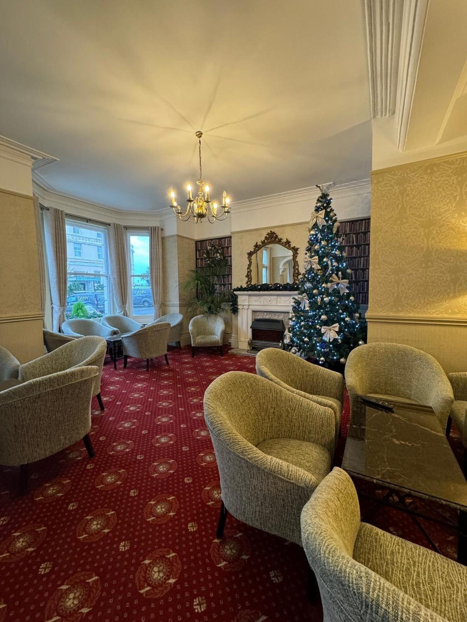Haddon Hall Hotel Истбурн Экстерьер фото