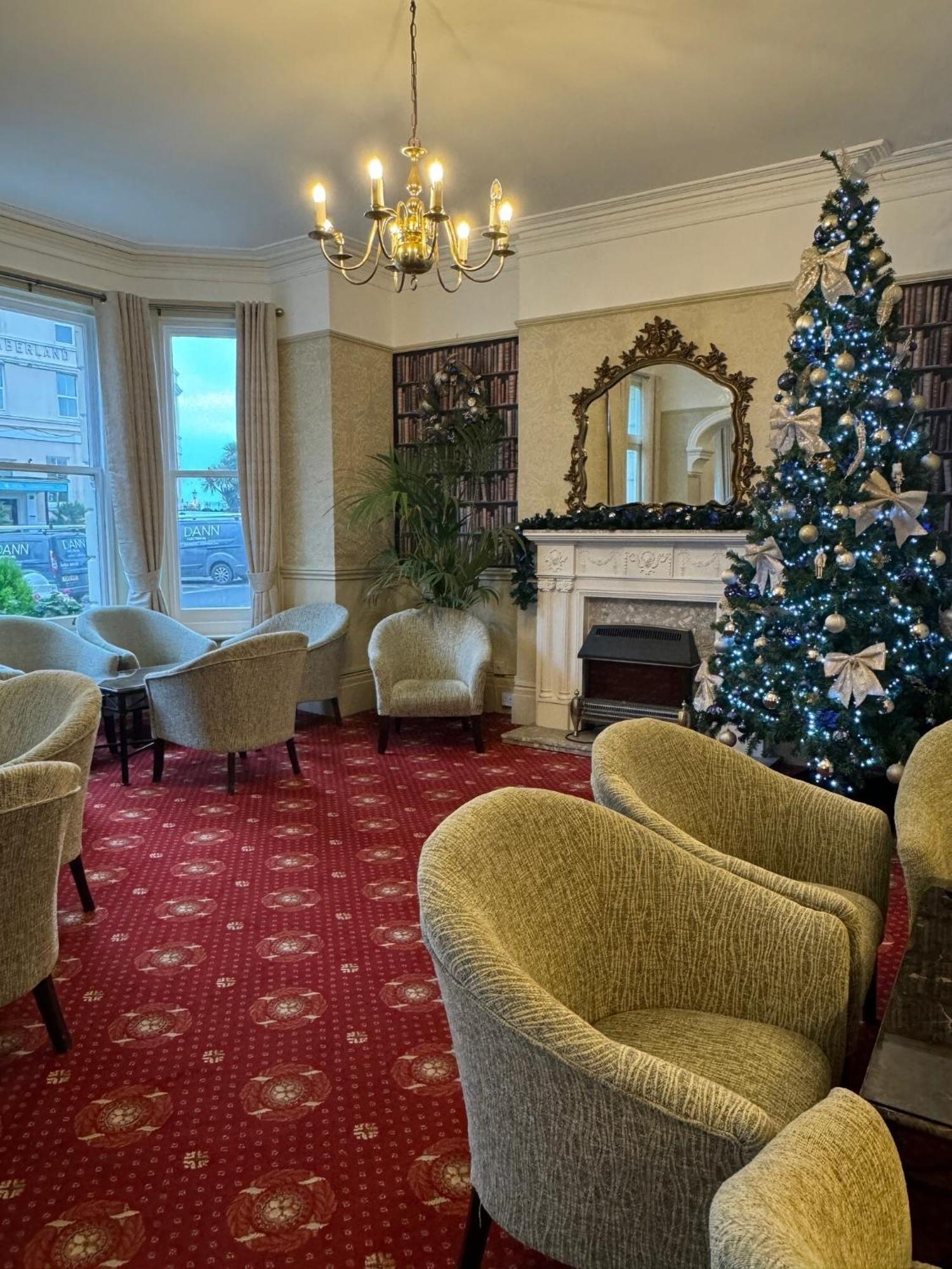 Haddon Hall Hotel Истбурн Экстерьер фото