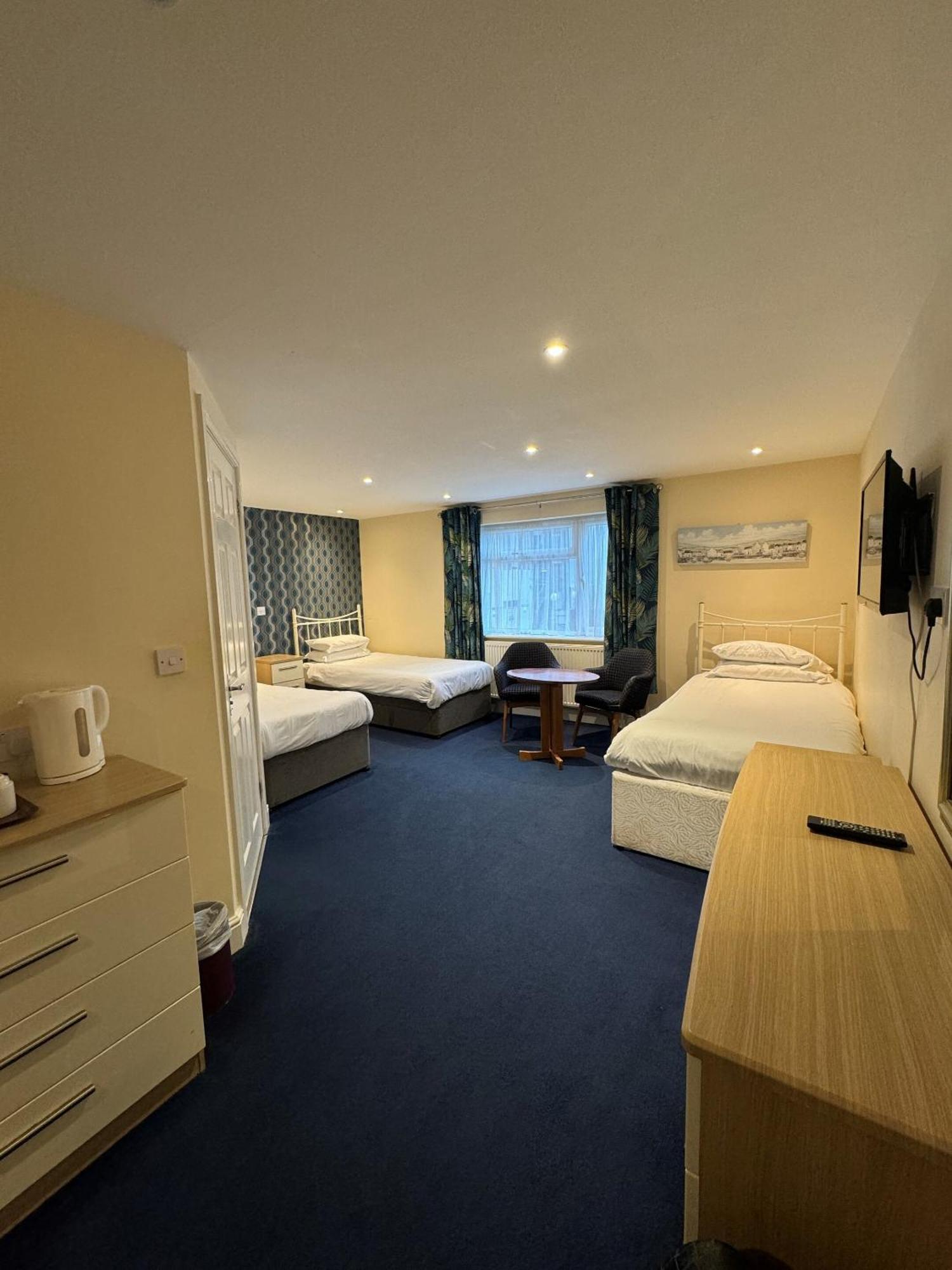 Haddon Hall Hotel Истбурн Номер фото