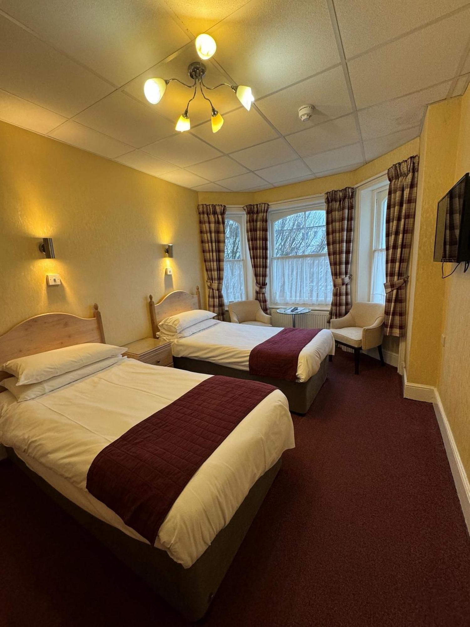 Haddon Hall Hotel Истбурн Номер фото